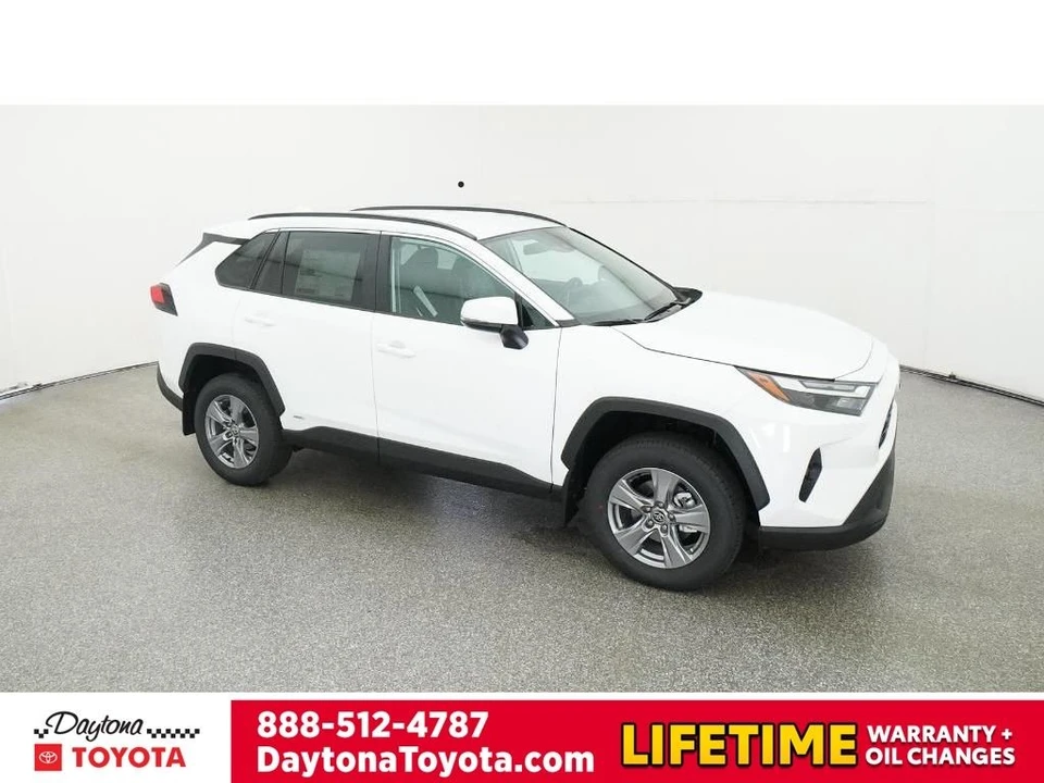 2025 Toyota RAV4 5th Gen - Image 12 of 12