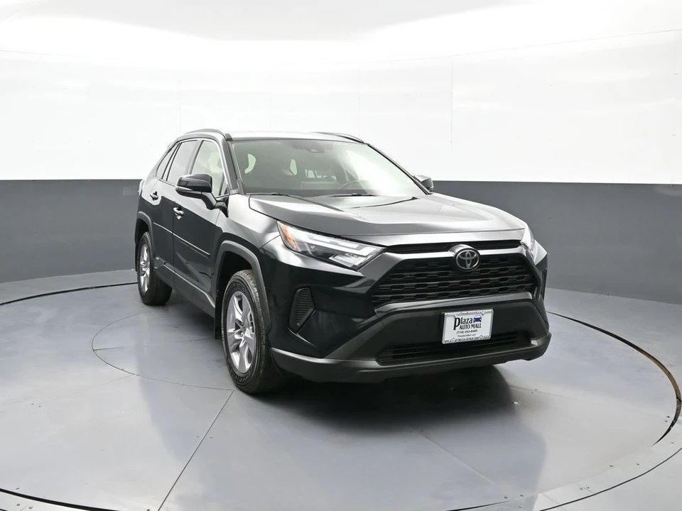2025 Toyota RAV4 5th Gen - Image 3 of 21