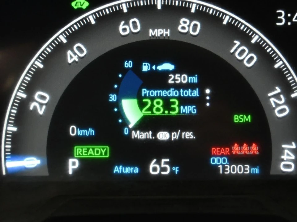 2025 Toyota RAV4 5th Gen - Image 16 of 21