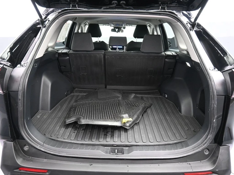 2025 Toyota RAV4 5th Gen - Image 21 of 21