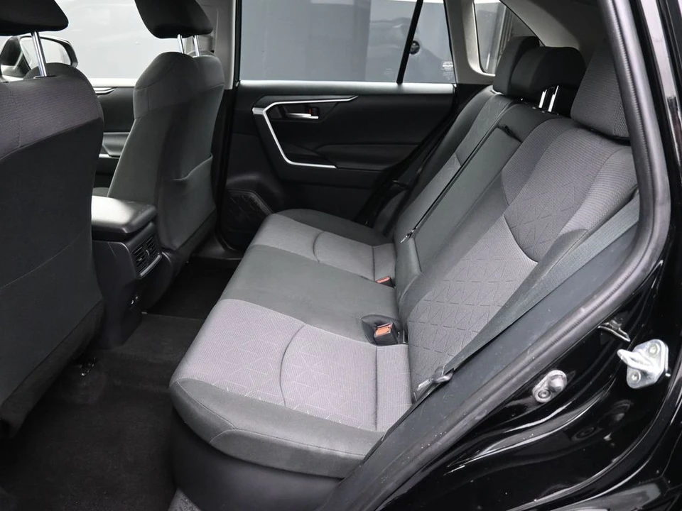 2025 Toyota RAV4 5th Gen - Image 20 of 21