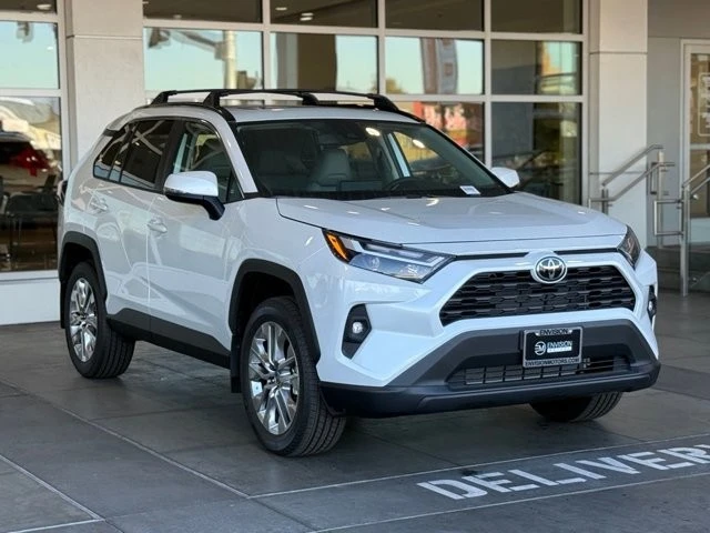 2025 Toyota RAV4 5th Gen - Image 6 of 12