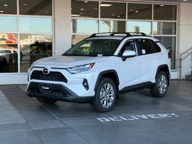 2025 Toyota RAV4 5th Gen - Image 2 of 12