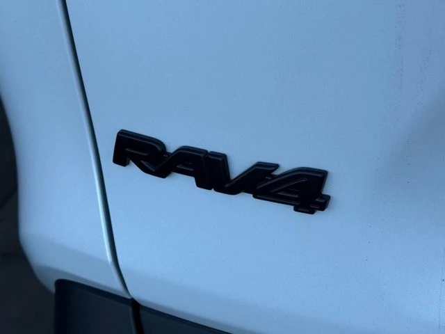 2025 Toyota RAV4 5th Gen - Image 12 of 12