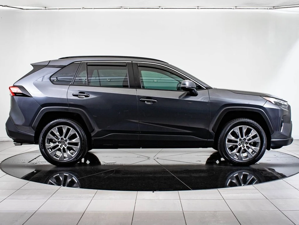2025 Toyota RAV4 5th Gen - Image 6 of 21