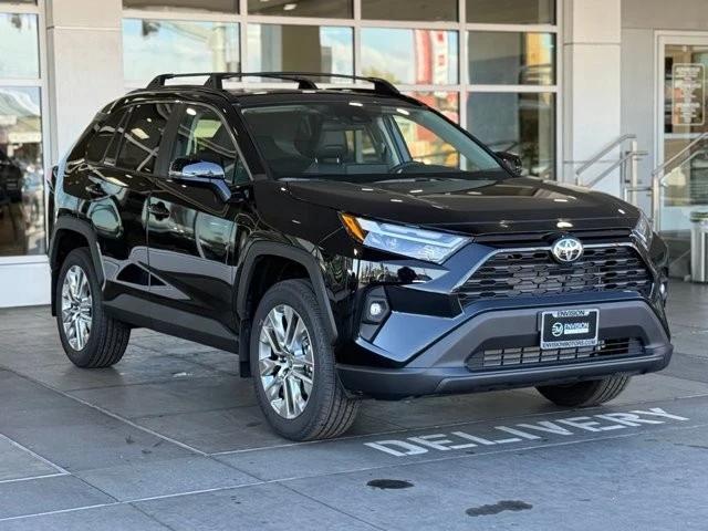 2025 Toyota RAV4 5th Gen - Image 6 of 12