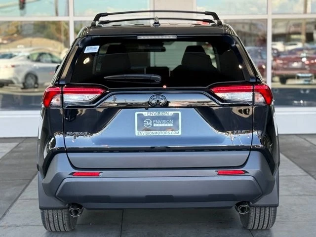2025 Toyota RAV4 5th Gen - Image 10 of 12