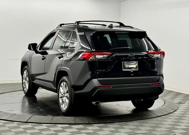 2025 Toyota RAV4 5th Gen - Image 10 of 21