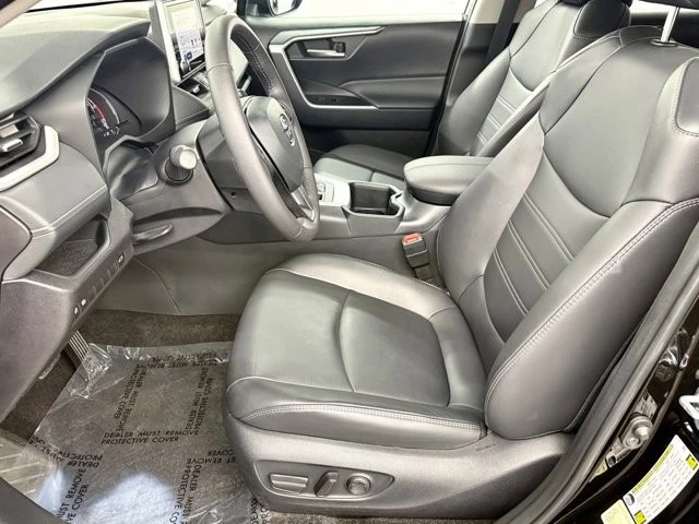 2025 Toyota RAV4 5th Gen - Image 20 of 21