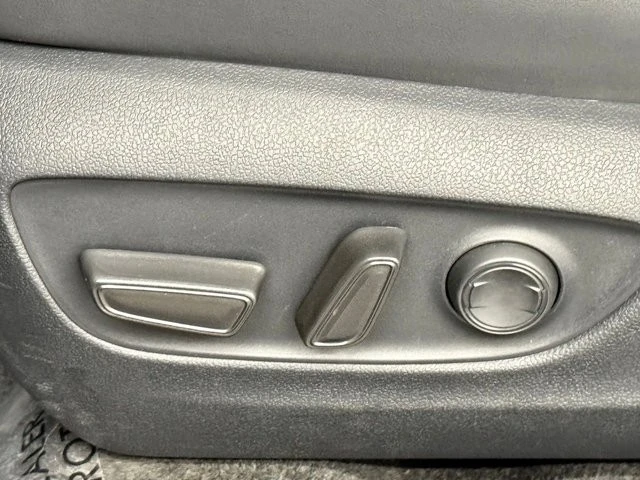 2025 Toyota RAV4 5th Gen - Image 21 of 21
