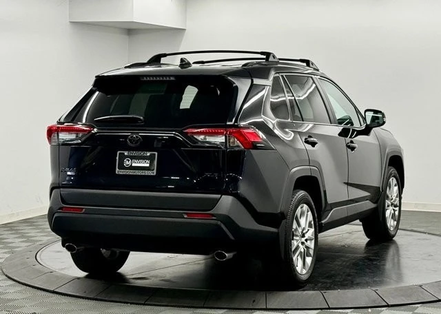 2025 Toyota RAV4 5th Gen - Image 8 of 21