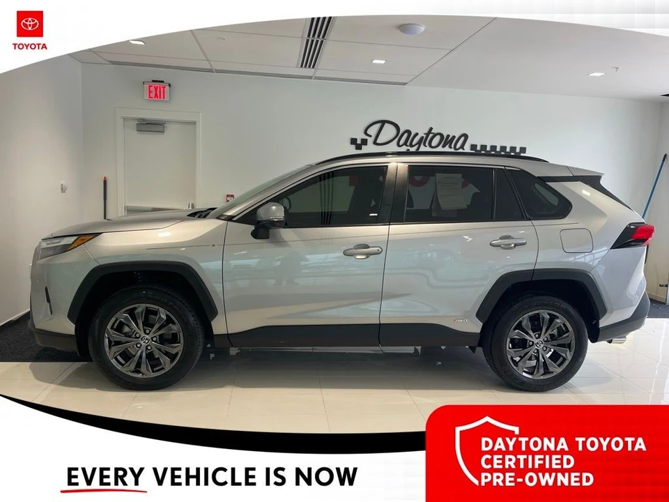 2025 Toyota RAV4 5th Gen - Image 11 of 12
