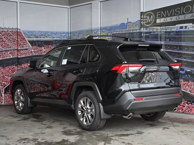 2025 Toyota RAV4 5th Gen - Image 5 of 12