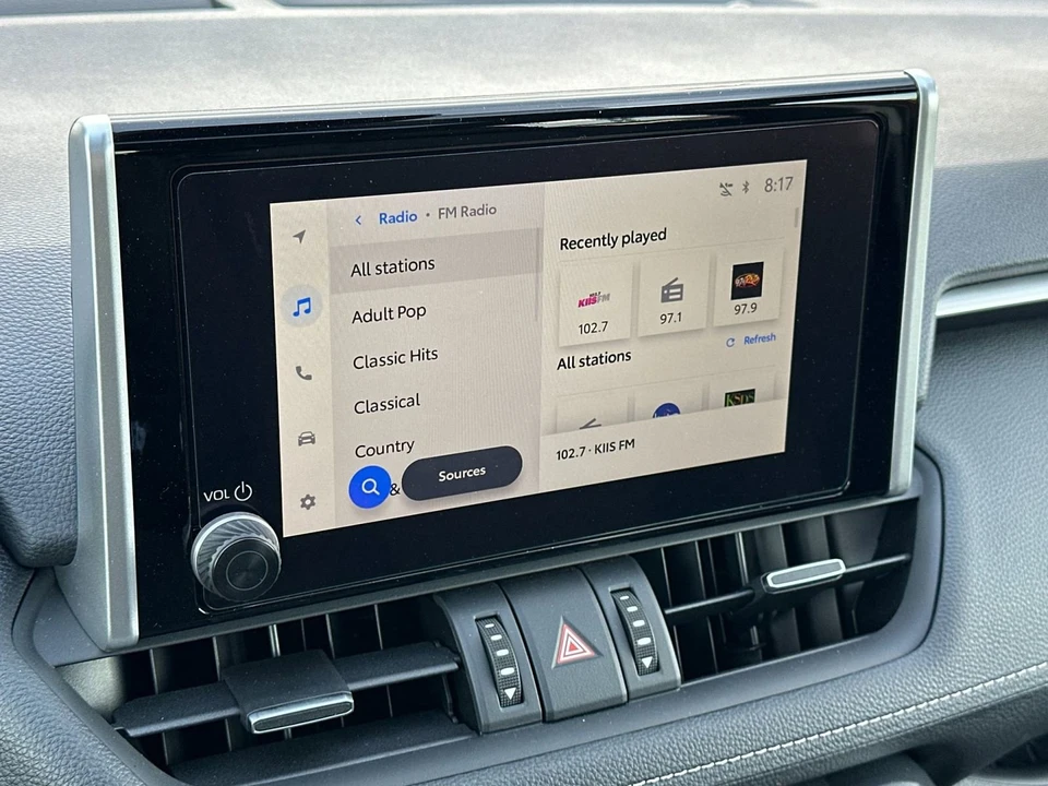 2025 Toyota RAV4 5th Gen - Image 20 of 21