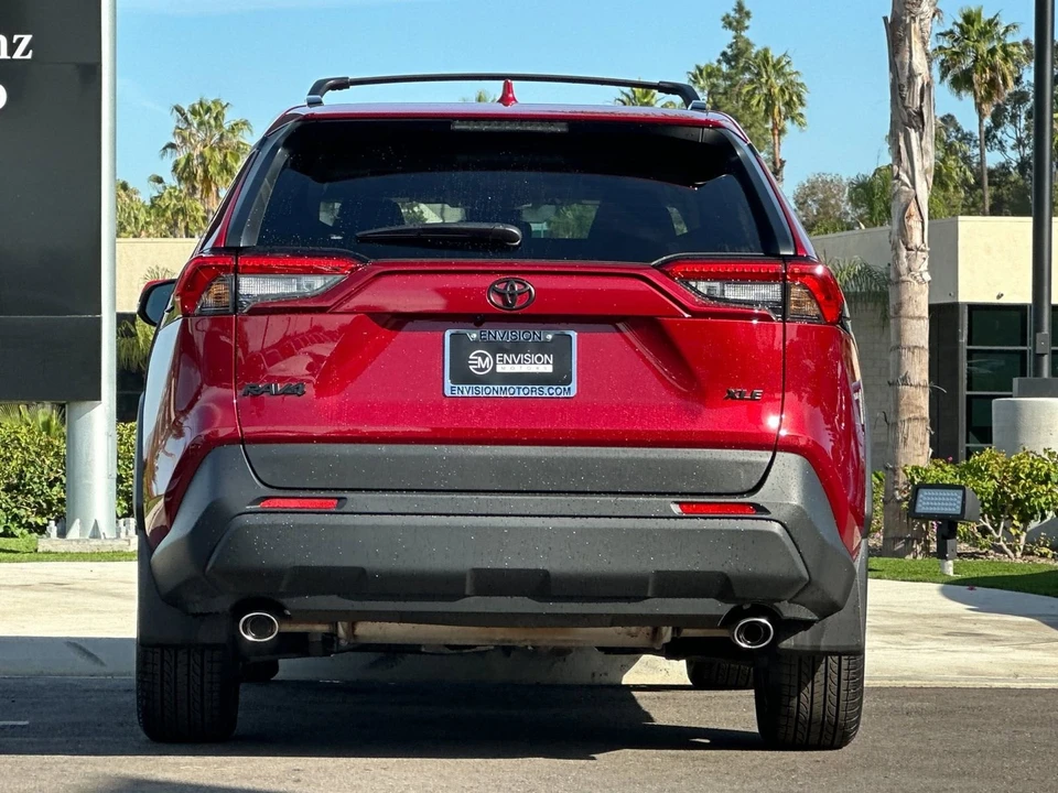 2025 Toyota RAV4 5th Gen - Image 4 of 21