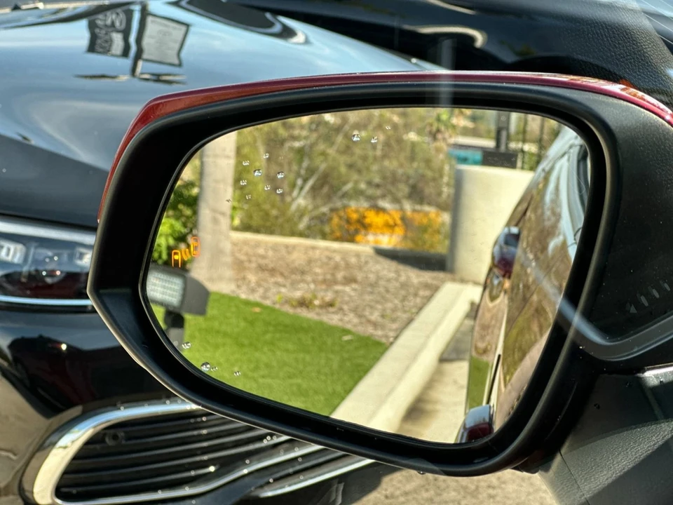 2025 Toyota RAV4 5th Gen - Image 9 of 21