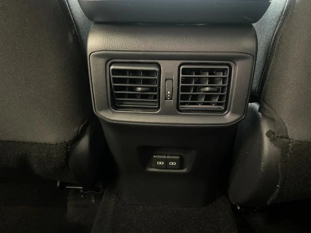 2025 Toyota RAV4 5th Gen - Image 20 of 21