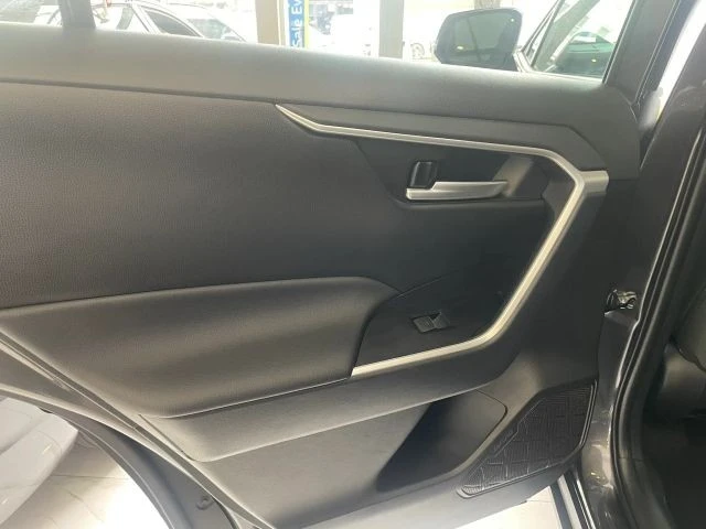 2025 Toyota RAV4 5th Gen - Image 18 of 21
