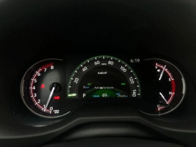 2025 Toyota RAV4 5th Gen - Image 14 of 21