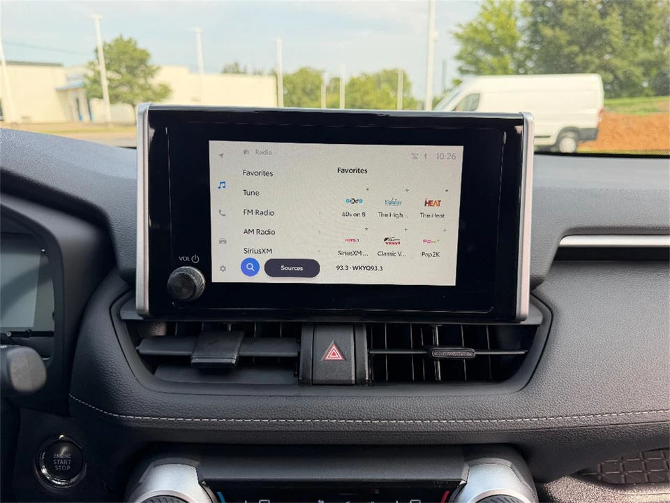 2025 Toyota RAV4 5th Gen - Image 23 of 31