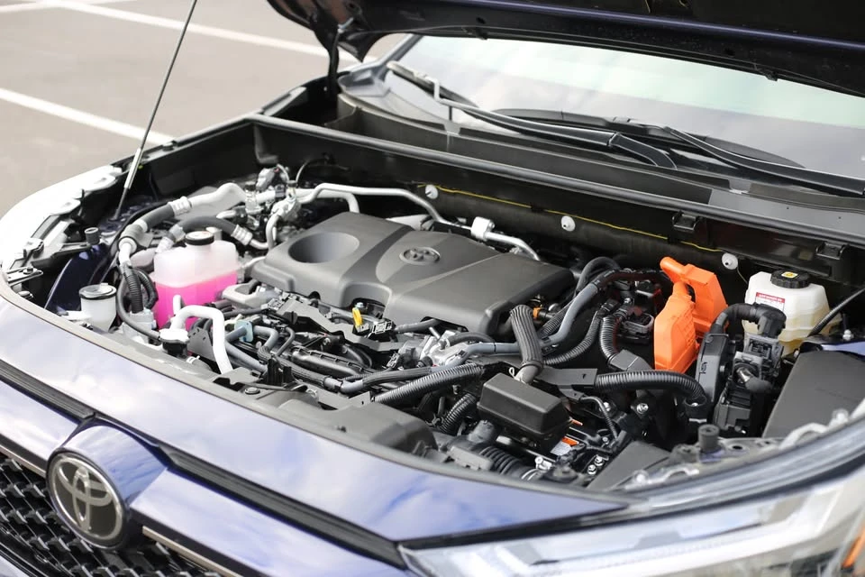 2025 Toyota RAV4 5th Gen - Image 13 of 21