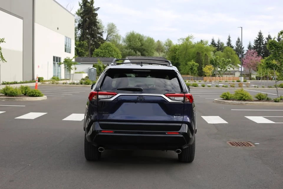 2025 Toyota RAV4 5th Gen - Image 19 of 21