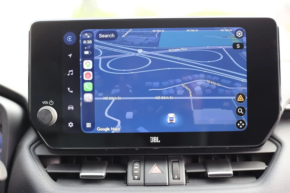 2025 Toyota RAV4 5th Gen - Image 17 of 21
