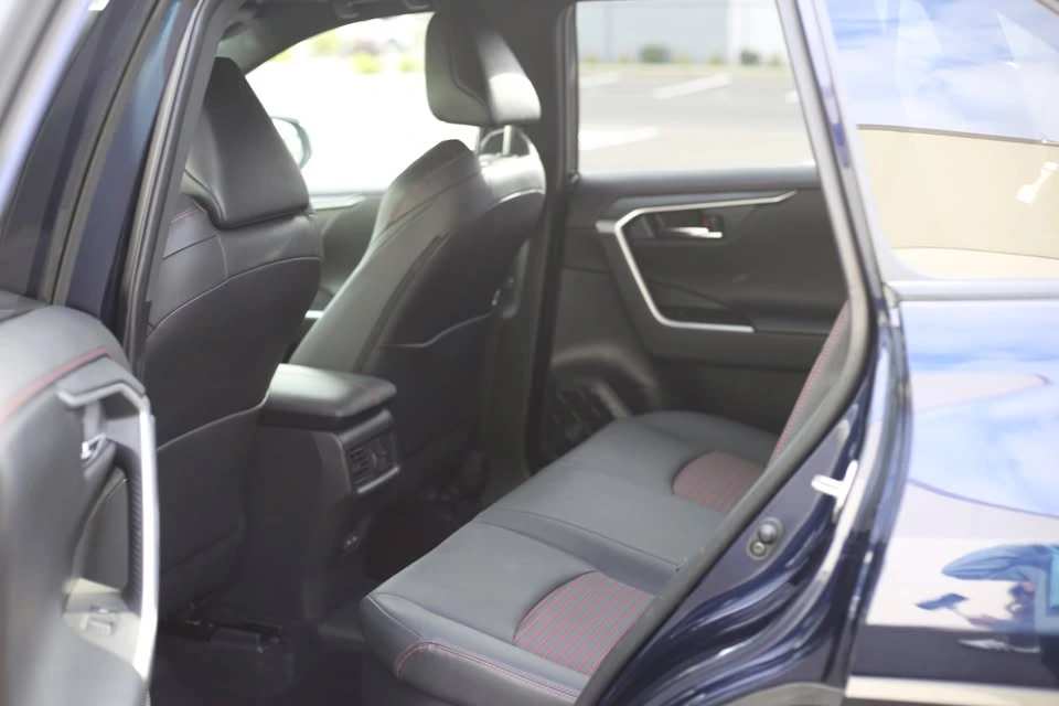 2025 Toyota RAV4 5th Gen - Image 6 of 21