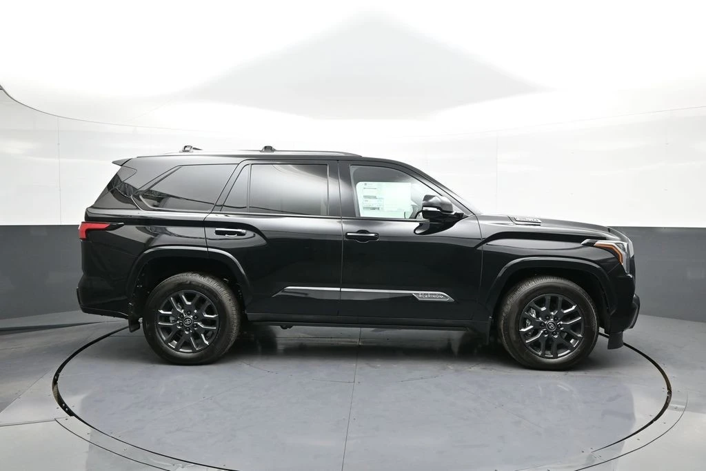 2025 Toyota Sequoia 3rd Gen - Image 5 of 12