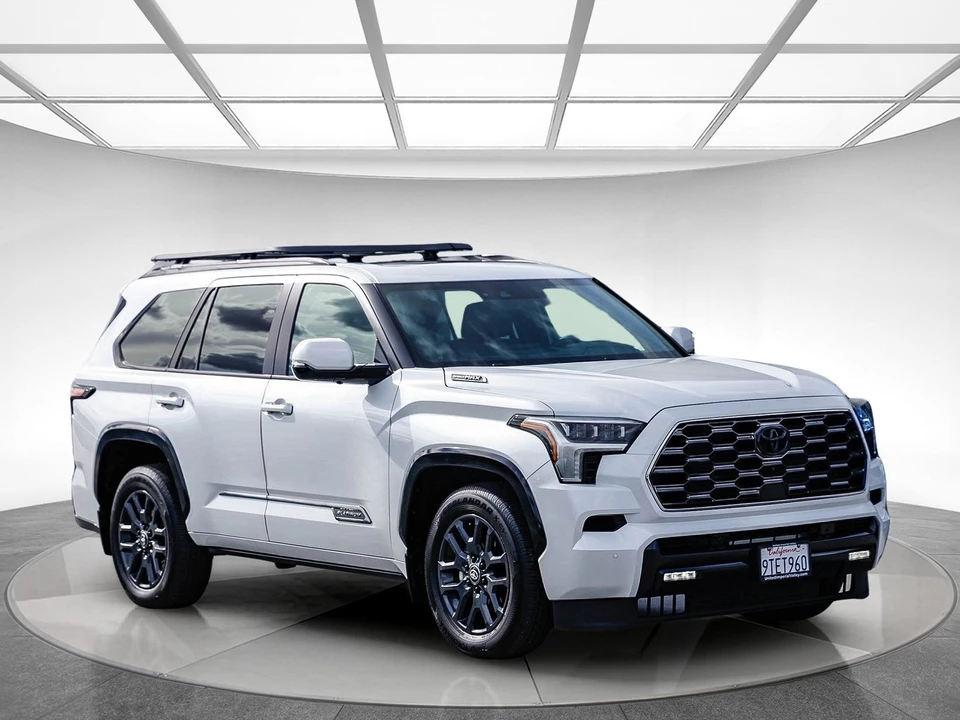 2025 Toyota Sequoia 3rd Gen - Image 5 of 12