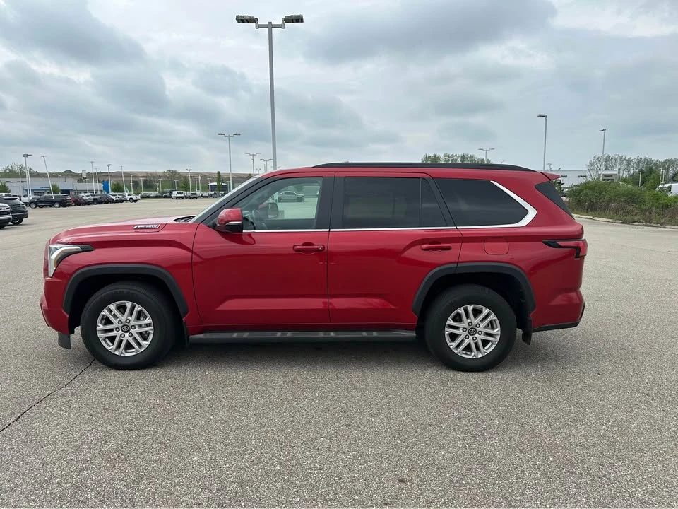 2025 Toyota Sequoia 3rd Gen - Image 7 of 17