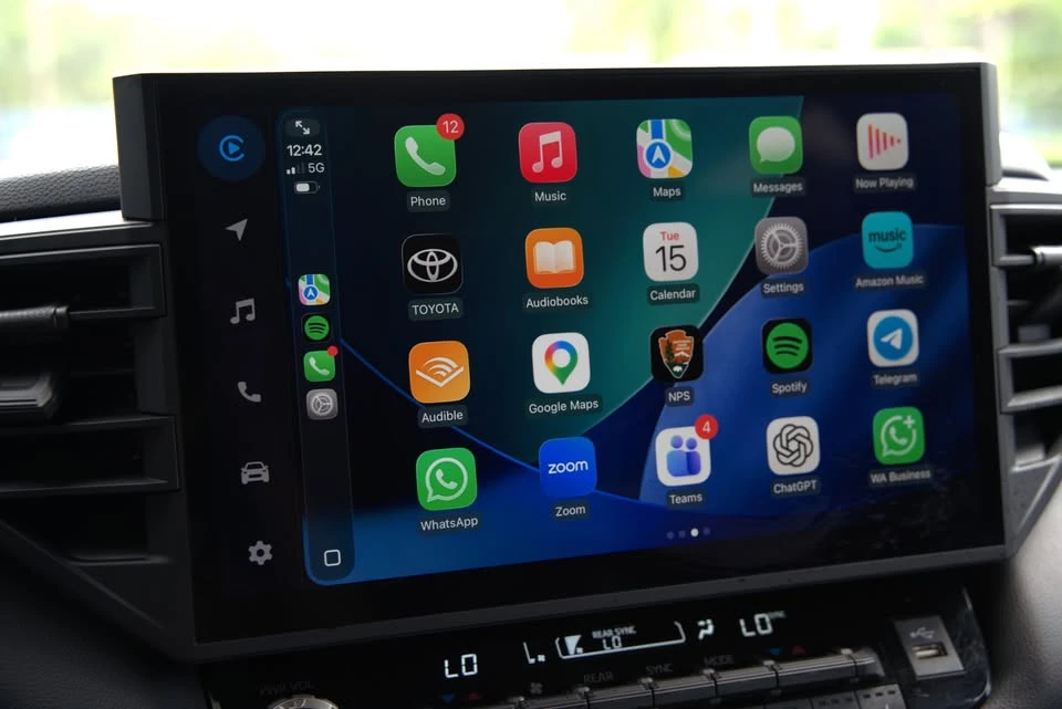 2025 Toyota Sequoia 3rd Gen - Image 19 of 20