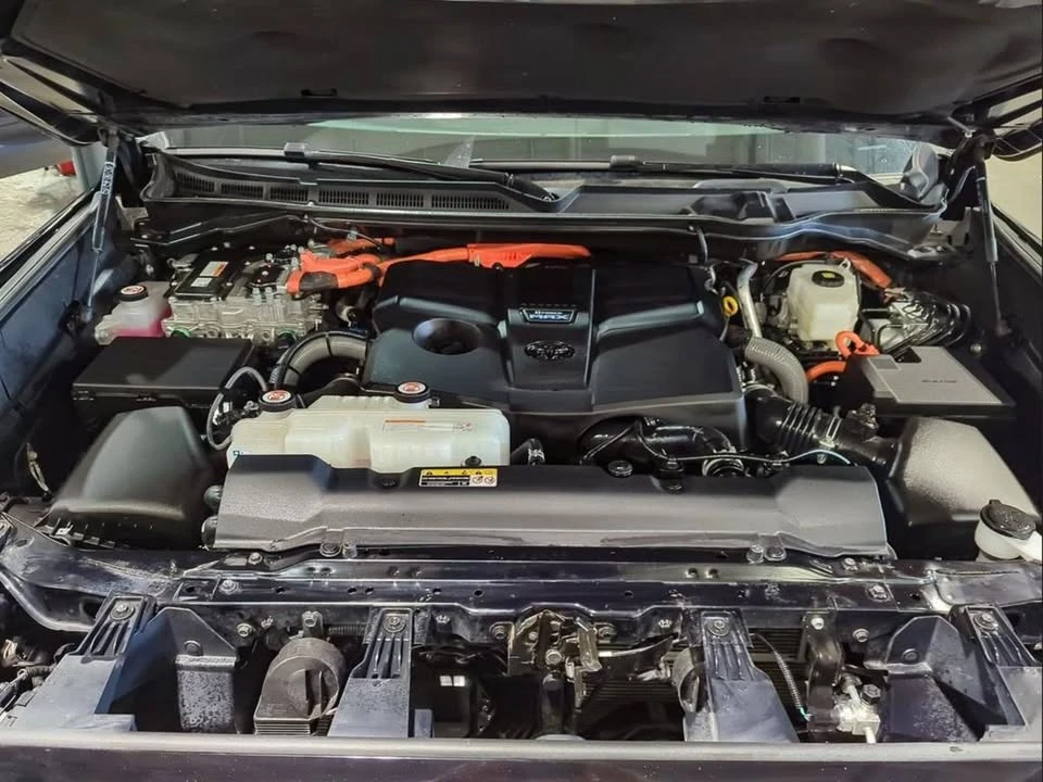 2025 Toyota Sequoia 3rd Gen - Image 10 of 20