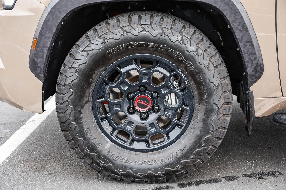 2025 Toyota Sequoia 3rd Gen - Image 9 of 12