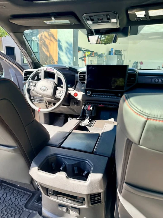 2025 Toyota Sequoia 3rd Gen - Image 16 of 20