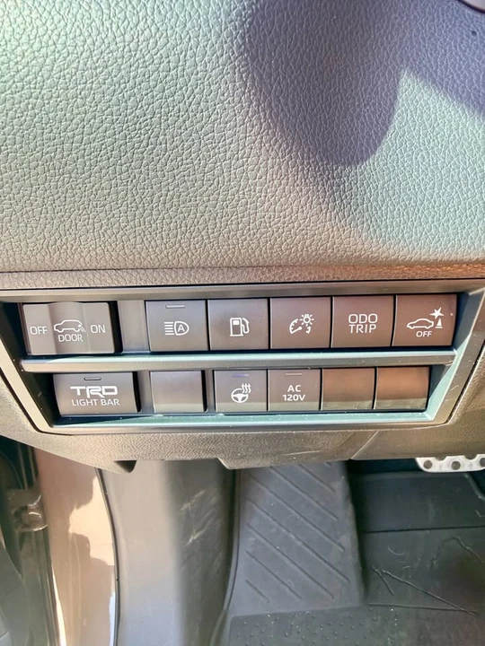 2025 Toyota Sequoia 3rd Gen - Image 12 of 20