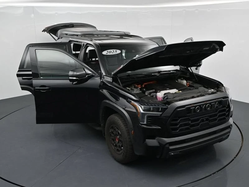 2025 Toyota Sequoia 3rd Gen - Image 16 of 19
