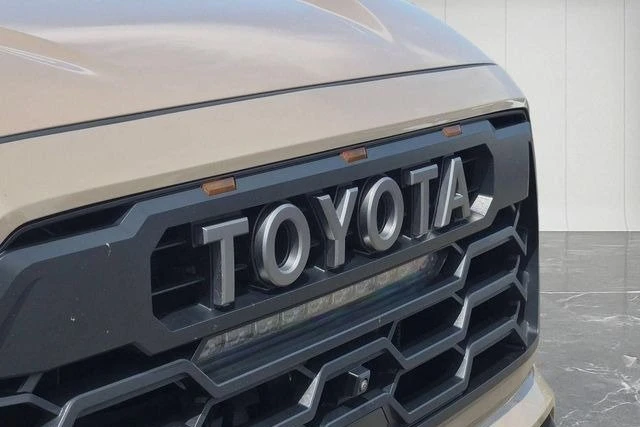 2025 Toyota Sequoia 3rd Gen - Image 9 of 10