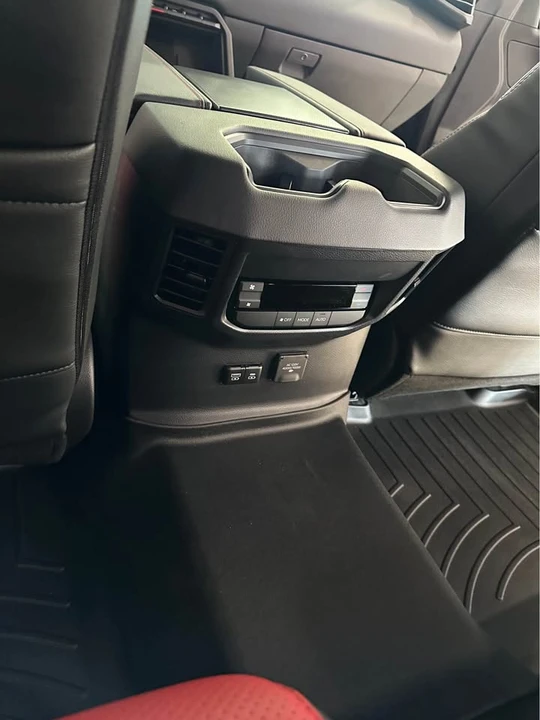 2025 Toyota Sequoia 3rd Gen - Image 11 of 19