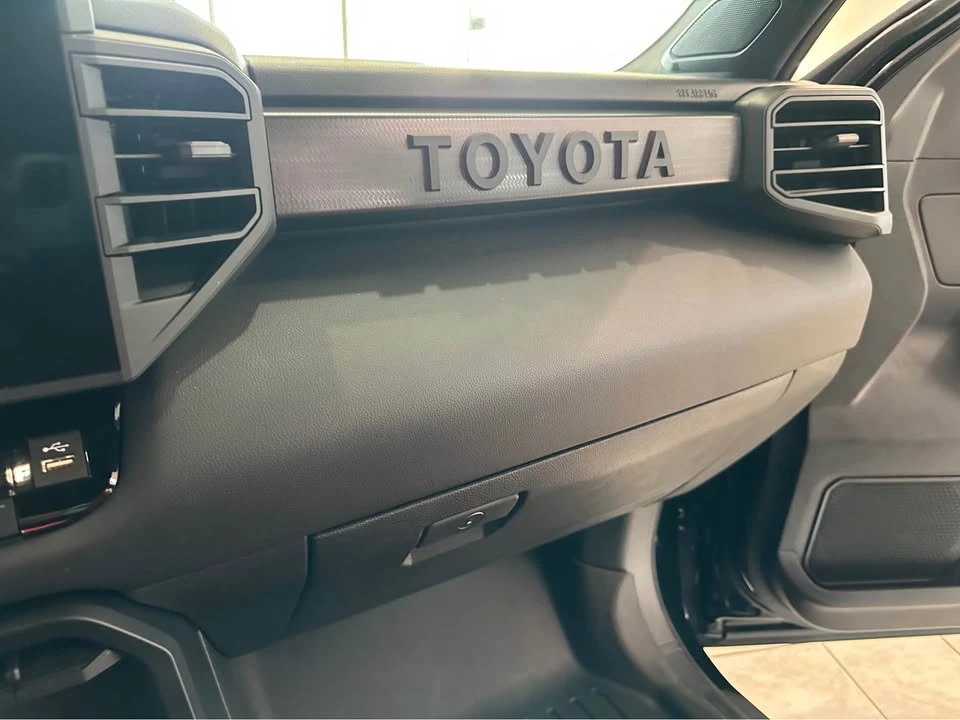 2025 Toyota Sequoia 3rd Gen - Image 14 of 19