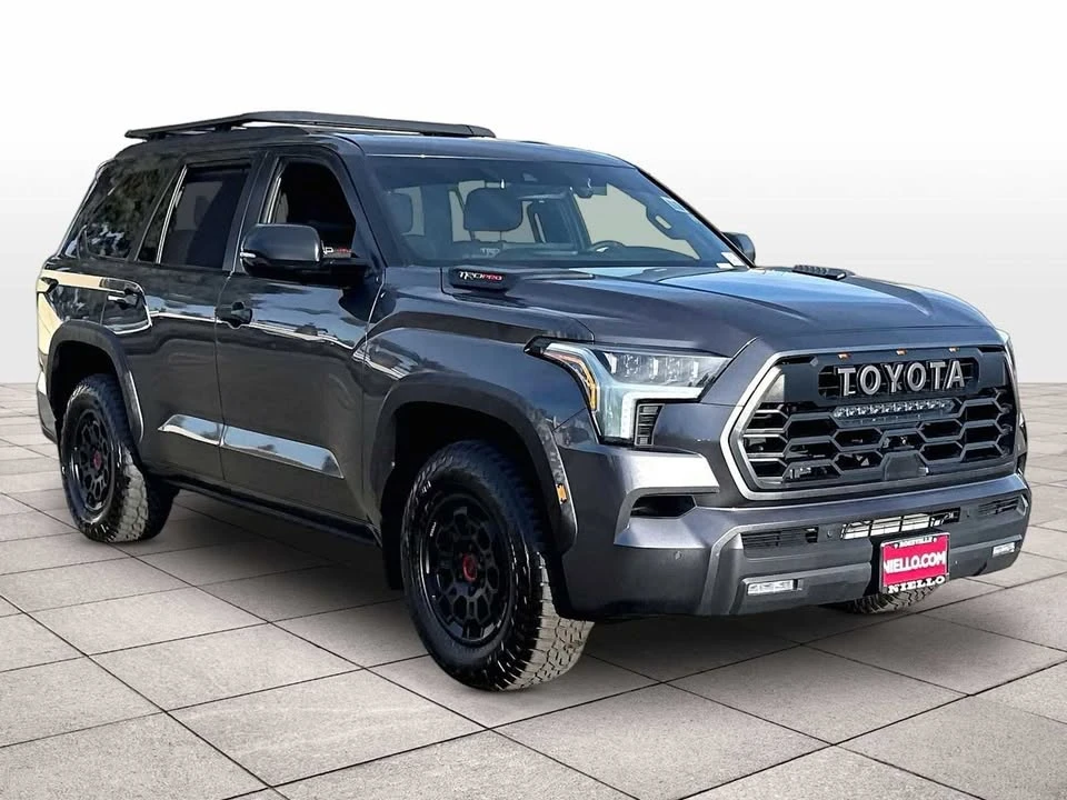 2025 Toyota Sequoia 3rd Gen - Image 2 of 19