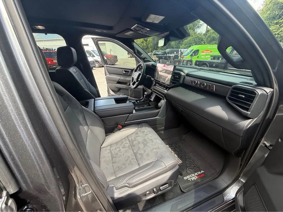2025 Toyota Sequoia 3rd Gen - Image 15 of 15