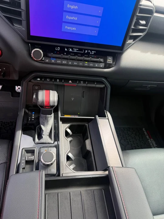 2025 Toyota Sequoia 3rd Gen - Image 15 of 16
