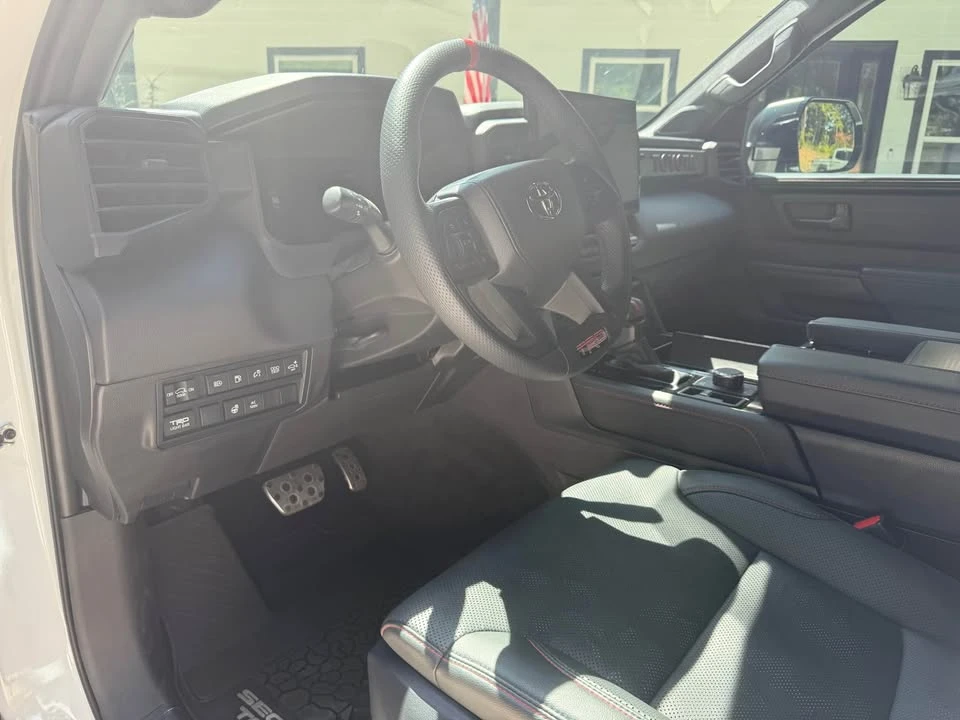 2025 Toyota Sequoia 3rd Gen - Image 8 of 10