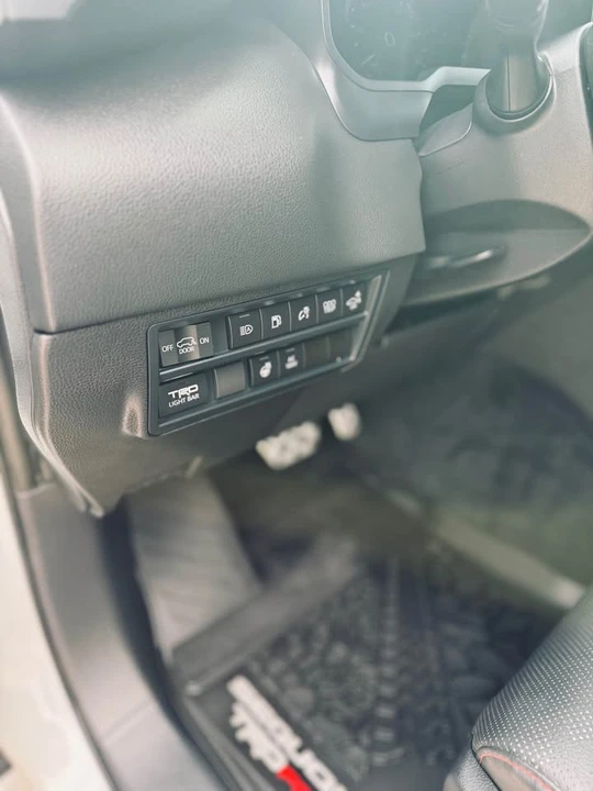 2025 Toyota Sequoia 3rd Gen - Image 8 of 15