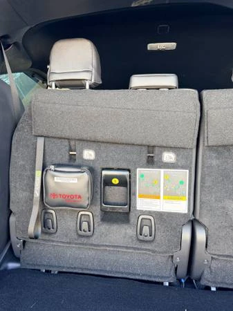 2025 Toyota Sienna 4th Gen - Image 16 of 20