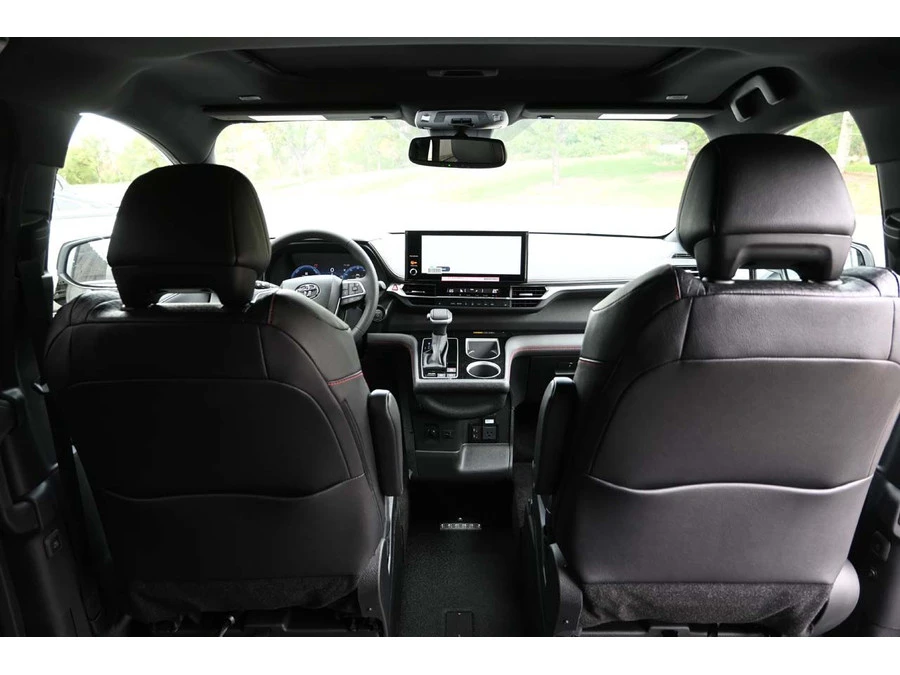 2025 Toyota Sienna 4th Gen - Image 20 of 21