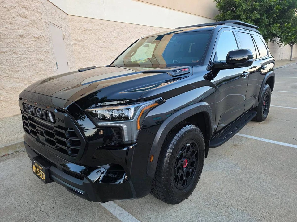 2025 Toyota Sequoia 3rd Gen - Image 7 of 10