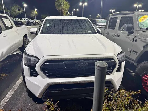 2025 Toyota Tacoma Double Cab TRD Off-Road Pickup 4D 5 ft