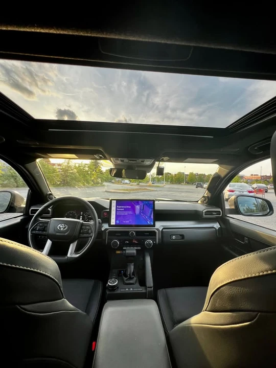 2025 Toyota 4Runner 6th Gen - Image 6 of 9
